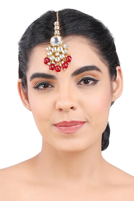 Aakarsha by Ajay Kundan & Agate Red Embellished Maangtikka 