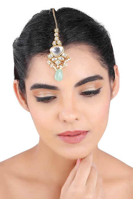 Aakarsha By Ajay_Green Kundan Work And Pearl Stone Embellished Maangtikka_Online_at_Aza_Fashions