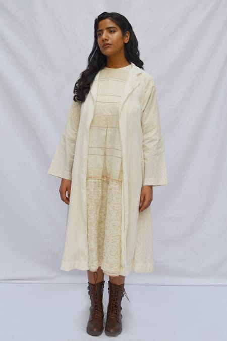 Ahmev Ivory Kota Doria Collared Raglan Sleeves Flora Vine Print Jacket 