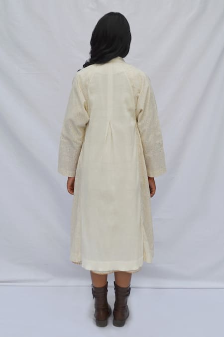 Shop Ahmev Ivory Kota Doria Collared Raglan Sleeves Flora Vine Print Jacket at Aza Fashions Shop_Ahmev_Ivory Kota Doria Collared Raglan Sleeves Flora Vine Print Jacket _at_Aza_Fashions