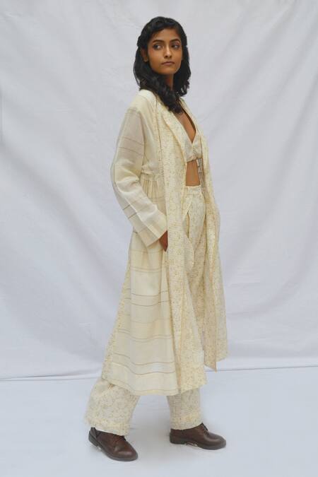 Shop Ahmev Ivory Cotton Collared Raglan Sleeves Checkered Flora Print Jacket Online at Aza Fashions Shop_Ahmev_Ivory Cotton Collared Raglan Sleeves Checkered Flora Print Jacket _Online_at_Aza_Fashions