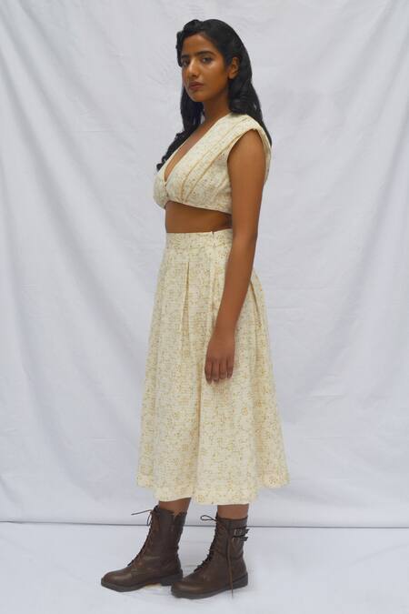 Buy Ahmev Ivory Cotton Blossom Print Midi Skirt Online at Aza Fashions Buy_Ahmev_Ivory Cotton Blossom Print Midi Skirt _Online_at_Aza_Fashions