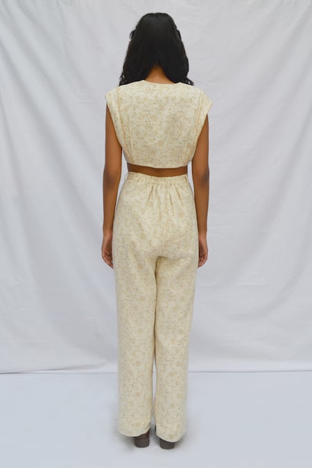 Ahmev Buttercup Flora Pattern V Neck Top 