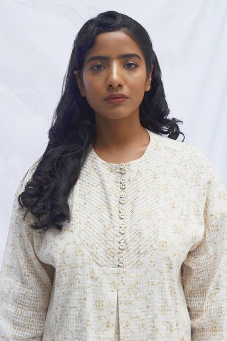 Ahmev Ivory Kota Doria, Cotton Round Neck Checkered Flowery Garden Pattern Dress at Aza Fashions Ahmev_Ivory Kota Doria, Cotton Round Neck Checkered Flowery Garden Pattern Dress _at_Aza_Fashions