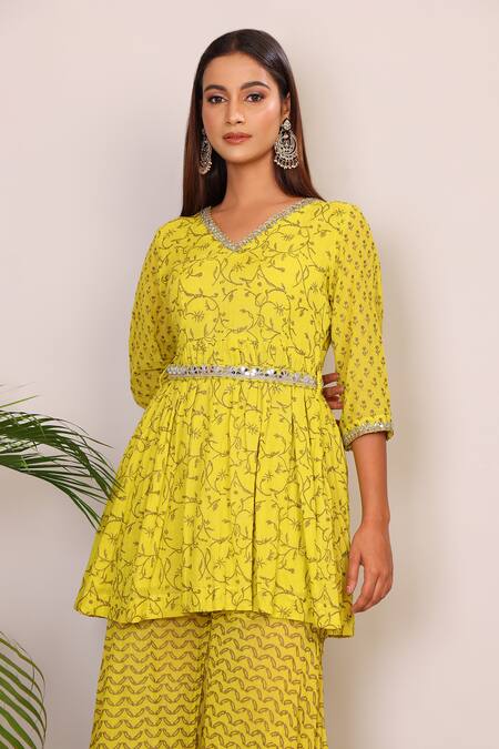 Shop_Nazar By Indu_Yellow Cotton Embroidery V-neck Floral Pattern Kurta And Palazzo Set _Online_at_Aza_Fashions