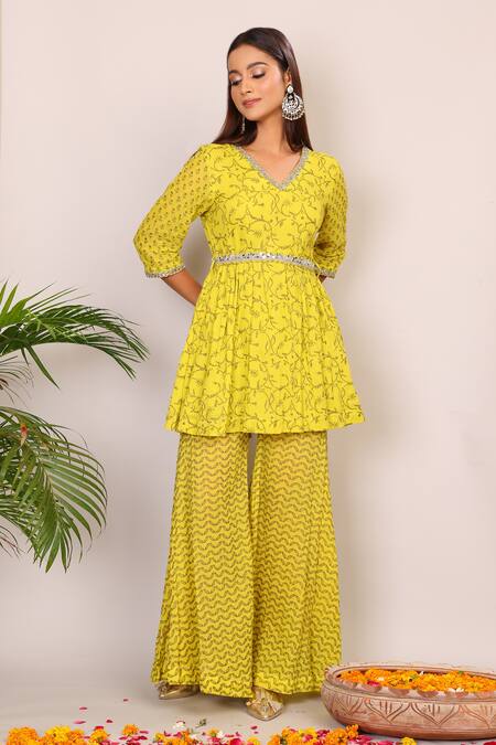Nazar By Indu_Yellow Cotton Embroidery V-neck Floral Pattern Kurta And Palazzo Set _at_Aza_Fashions