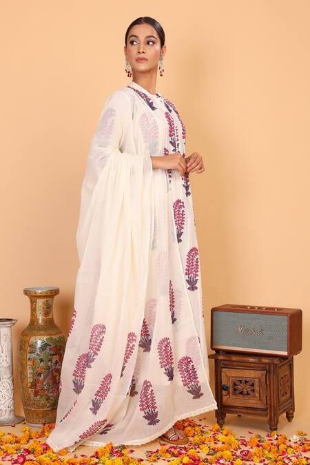 Nazar By Indu_White Cotton Embroidery Mandarin Collar Block Print Anarkali Pant Set _Online_at_Aza_Fashions