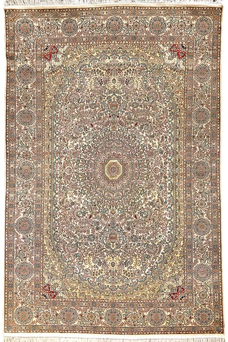 Qaaleen Silk Handcrafted Carpet 