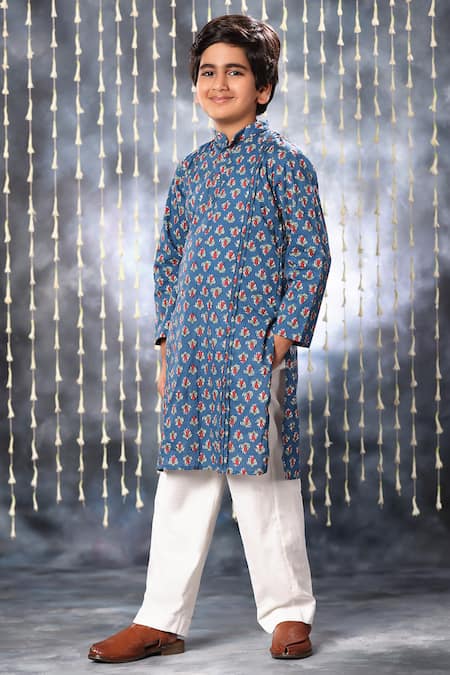 Littlecheer_Blue Cotton Embroidery Floral Blossom Print Kurta With Pant _at_Aza_Fashions