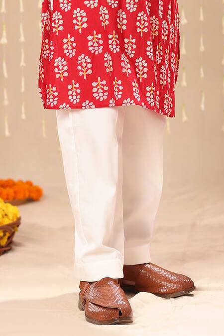 Buy_Littlecheer_Red Cotton Embroidery Flower Print Kurta With Pant _Online_at_Aza_Fashions