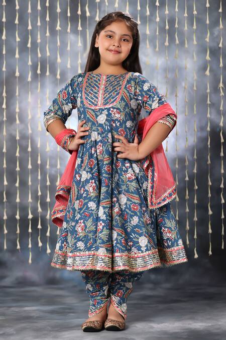 Shop Littlecheer Blue Cotton Gota Patti Jaipuri Bloom Double Print Anarkali Dhoti Pant Set Online at Aza Fashions Shop_Littlecheer_Blue Cotton Gota Patti Jaipuri Bloom Double Print Anarkali Dhoti Pant Set _Online_at_Aza_Fashions