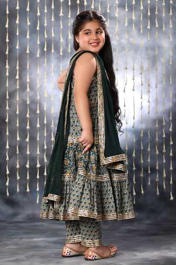 Littlecheer_Grey Cotton, Chiffon Gota Patti Jaipuri Flora Buti Print Anarkali Pant Set _at_Aza_Fashions