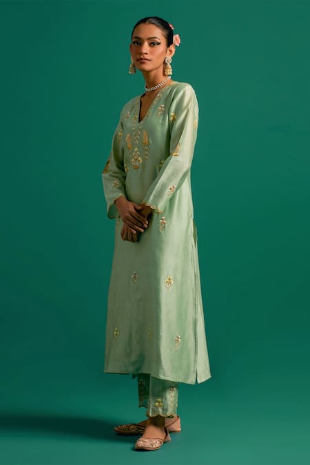 Anantaa By Roohi Green , , Sequins, Cut Work, Kurta And Pant Set at Aza Fashions Anantaa By Roohi_Green , , Sequins, Cut Work, Kurta And Pant Set _at_Aza_Fashions