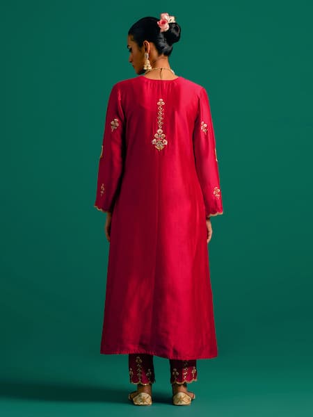 Shop_Anantaa By Roohi_Red Silk, Chanderi Sequins, Cut Work, Embroidery V-neck Hand Kurta And Pant Set _at_Aza_Fashions