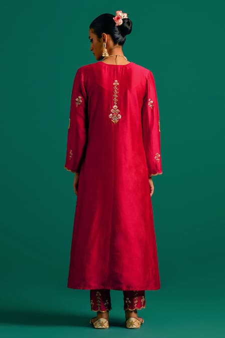 Shop_Anantaa By Roohi_Red Silk, Chanderi Sequins, Cut Work, Embroidery V-neck Hand Kurta Pant Set _at_Aza_Fashions