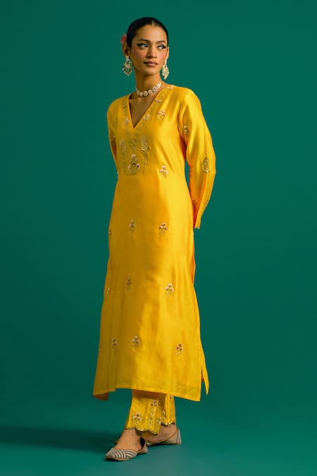 Buy Anantaa By Roohi Yellow Silk, Chanderi Sequins, Cut Work, Embroidery V-neck Kurta And Pant Set Online at Aza Fashions Buy_Anantaa By Roohi_Yellow Silk, Chanderi Sequins, Cut Work, Embroidery V-neck Kurta And Pant Set _Online_at_Aza_Fashions