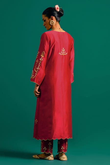 Shop Anantaa By Roohi Red Silk, Chanderi Sequins, Cut Work, Embroidery Split Resham Kurta Pant Set at Aza Fashions Shop_Anantaa By Roohi_Red Silk, Chanderi Sequins, Cut Work, Embroidery Split Resham Kurta Pant Set _at_Aza_Fashions
