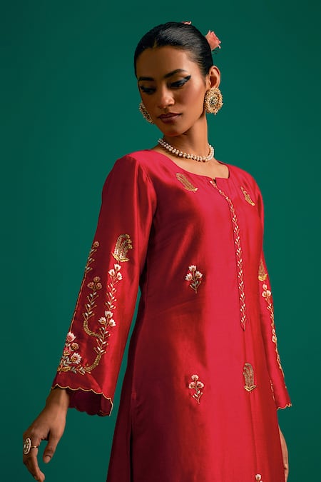 Buy Anantaa By Roohi Red Silk, Chanderi Sequins, Cut Work, Embroidery Split Resham Kurta Pant Set Buy_Anantaa By Roohi_Red Silk, Chanderi Sequins, Cut Work, Embroidery Split Resham Kurta Pant Set