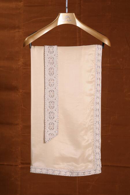 Nitika Gujral Peach Embroidered Stole And Belt Online at Aza Fashions Nitika Gujral_Peach Embroidered Stole And Belt_Online_at_Aza_Fashions