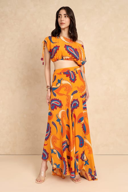 Buy_Style Junkiie_Yellow Crepe Embroidery Paisley Pattern Skirt _Online_at_Aza_Fashions