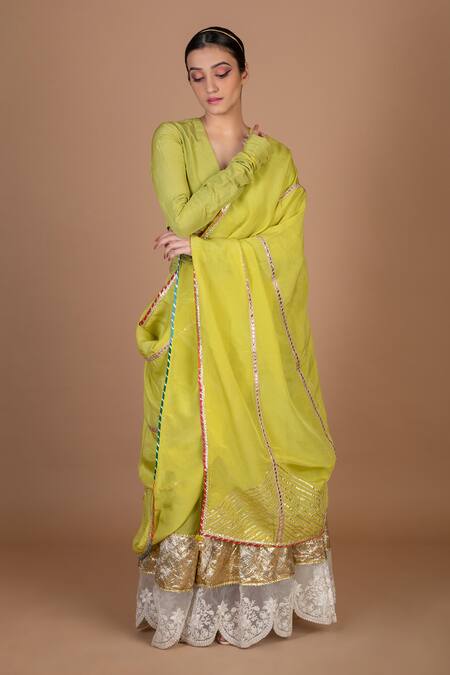 Kalakari By Akanksha_Green Cotton, Silk Gota Patti V-neck Floral Scallop Embroidered Lehenga Set _Online_at_Aza_Fashions