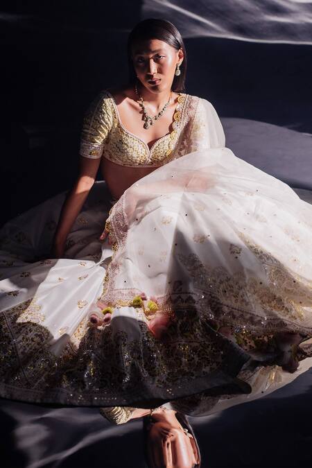 Buy_Madzin_White Organza, Silk, Cotton Gota Patti, Hand Embroidered Bridal Lehenga Set 