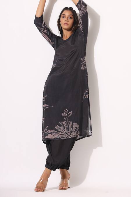 Buy_Bairaas_Black Kurta Muslin Printed Leaf V Neck Soft And Salwar Set_Online_at_Aza_Fashions
