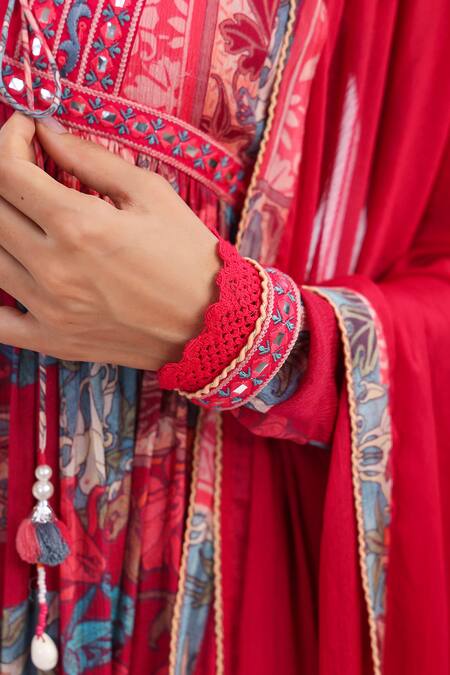 Bairaas_Pink Anarkali And Dupatta Chinon, Lining Cotton, Salwar Shantoon Lace Work, Set_Online_at_Aza_Fashions