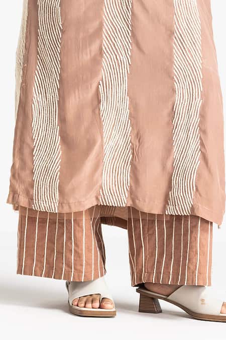 Three Pink Tunic Crepe Embroidered V Collared Neck And High Waist Pant Set Online at Aza Fashions Three_Pink Tunic Crepe Embroidered V Collared Neck And High Waist Pant Set _Online_at_Aza_Fashions
