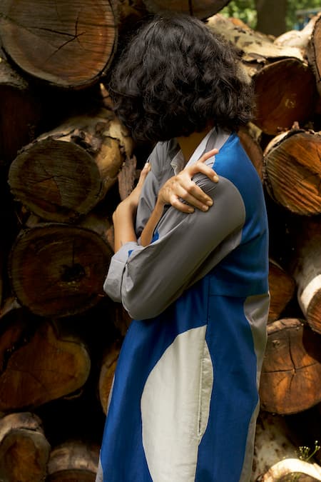 Three_Blue Jacket Applique Tunic Round Floral Pant Set  _Online_at_Aza_Fashions