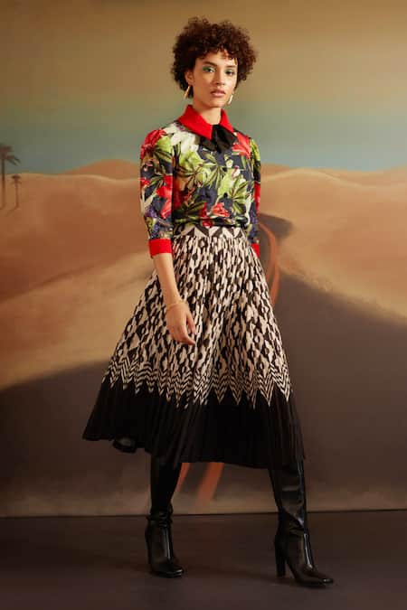 Verb By Pallavi Singhee Beige Polyester Geometric Print Pleated Skirt 