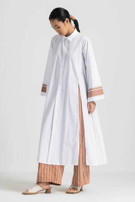 Shop_Three_White Poplin Shawl Neck Solid Long Shirt 
