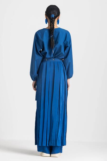 Shop Three Blue Cotton Embroidery Round Neck Square Top at Aza Fashions Shop_Three_Blue Cotton Embroidery Round Neck Square Top _at_Aza_Fashions