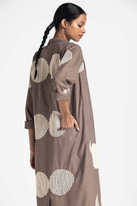 Three White Silk, Crepe Embroidery Round Neck Thread Top Online at Aza Fashions Three_White Silk, Crepe Embroidery Round Neck Thread Top _Online_at_Aza_Fashions