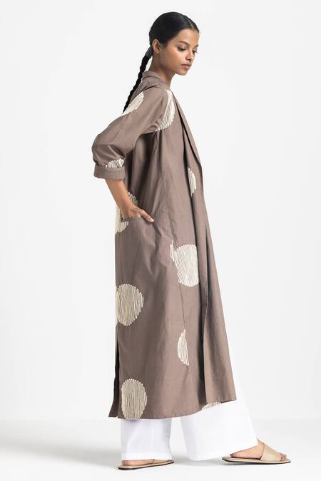 Buy Three White Silk, Crepe Embroidery Round Neck Thread Top Online at Aza Fashions Buy_Three_White Silk, Crepe Embroidery Round Neck Thread Top _Online_at_Aza_Fashions