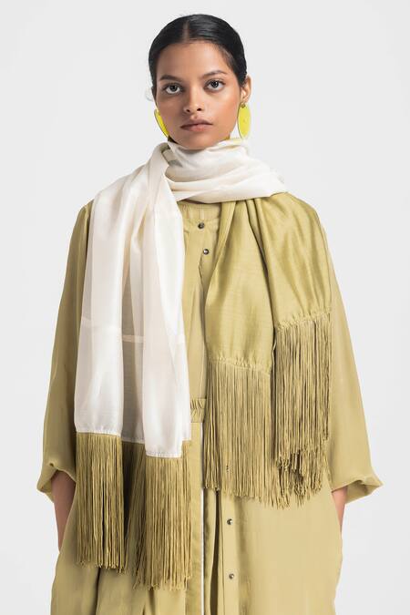 Three Green Chanderi Two Tone Scarf Online at Aza Fashions Three_Green Chanderi Two Tone Scarf _Online_at_Aza_Fashions