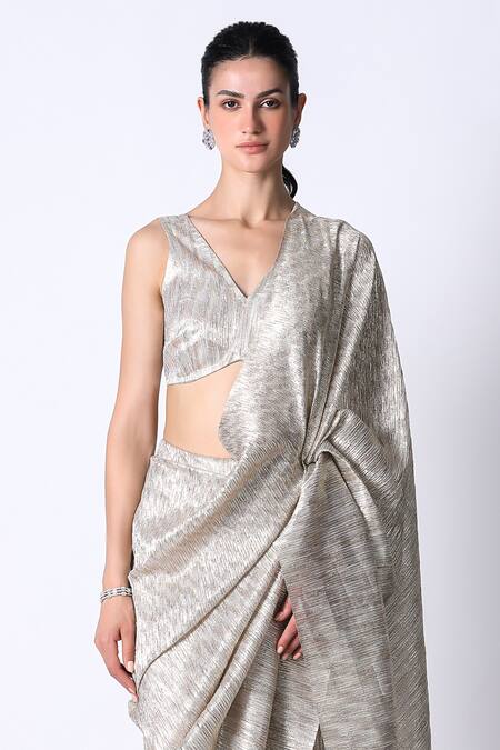 431-88 By Shweta Kapur_Beige V-neck Cosmos Pleated Pre Draped Saree With Blouse_Online_at_Aza_Fashions