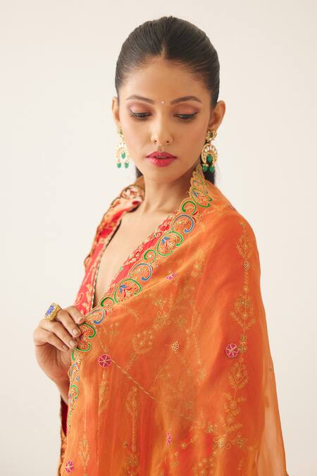 Buy_Kora_Red , Organza Embroidery, Sequins V-neck Dori Kurta Pant Set 