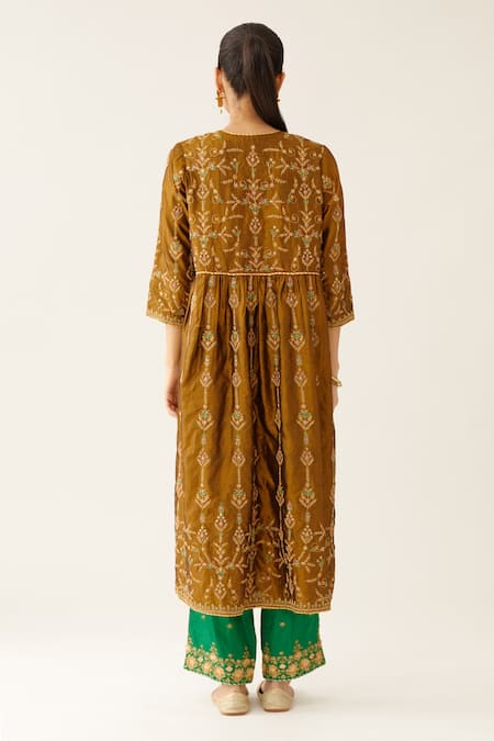 Shop Kora Gold , Organza, Cotton Sequins, Beads, Thread Kurta Pant Set at Aza Fashions Shop_Kora_Gold , Organza, Cotton Sequins, Beads, Thread Kurta Pant Set _at_Aza_Fashions