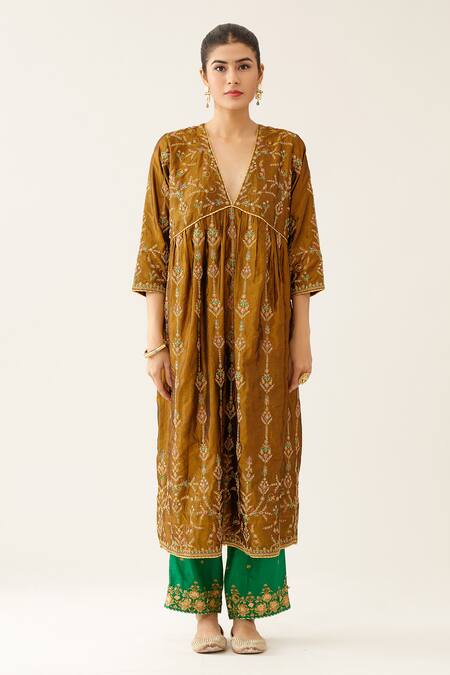 Kora Gold , Organza, Cotton Sequins, Beads, Thread Kurta Pant Set Online at Aza Fashions Kora_Gold , Organza, Cotton Sequins, Beads, Thread Kurta Pant Set _Online_at_Aza_Fashions