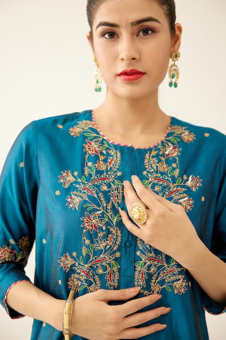 Shop Kora Blue , Organza Embroidery, Sequins Round Neck Kurta Pant Set Online at Aza Fashions Shop_Kora_Blue , Organza Embroidery, Sequins Round Neck Kurta Pant Set _Online_at_Aza_Fashions