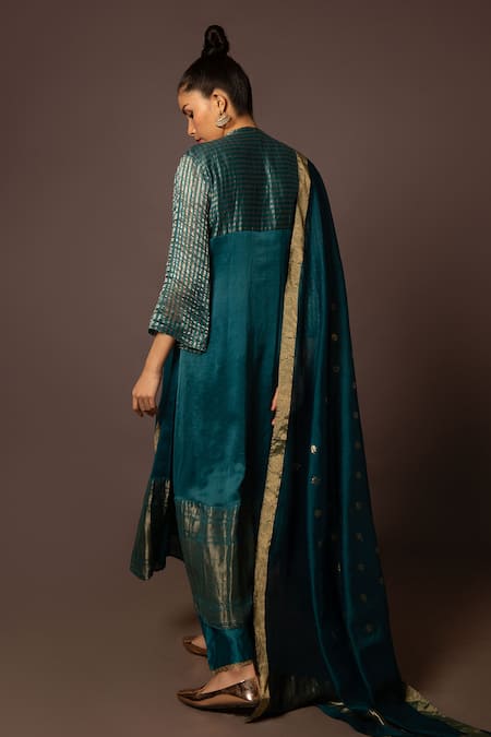 Myoho Hemline Embroidered Kurta Pant Set 