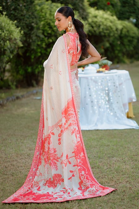 Vana Ethnics Blossom Print Embellished Saree With Blouse 