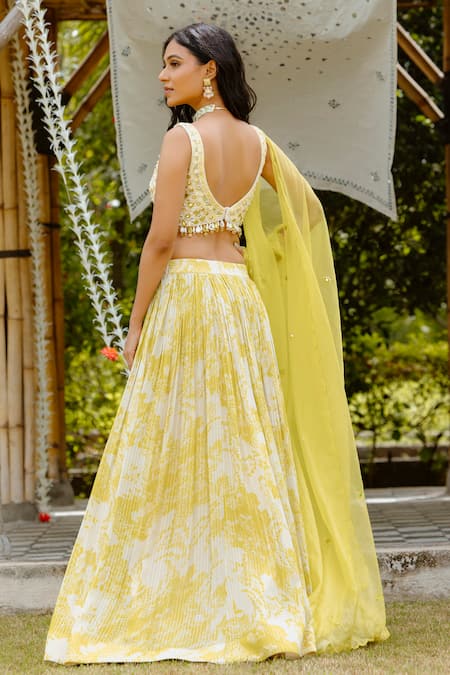 Vana Ethnics Yellow Viscose, Georgette, Crepe Pearls Lily Garden Print Lehenga Blouse Set Online at Aza Fashions Vana Ethnics_Yellow Viscose, Georgette, Crepe Pearls Lily Garden Print Lehenga Blouse Set _Online_at_Aza_Fashions