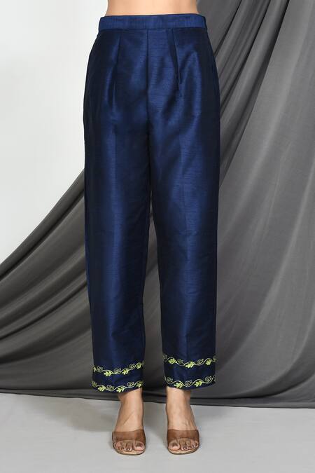 Samyukta Singhania_Blue Silk, Net Embroidery Round Neck Aari Floral Vine Work Kurta Pant Set _Online_at_Aza_Fashions