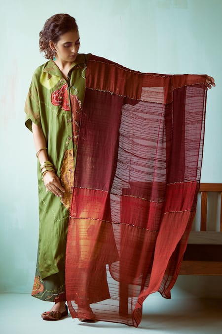 Medha Striped Pattern Dupatta 