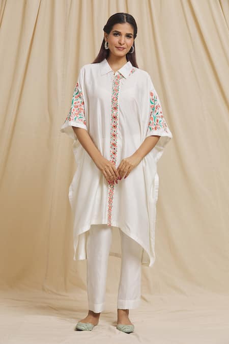 Tarini Vij White Cotton, Chanderi Mirrors, Embroidery Collared Placket Kurta And Pant Set 