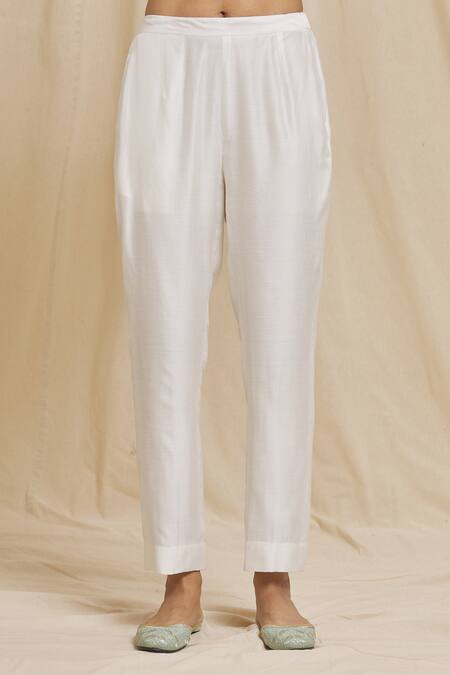 Tarini Vij White Cotton, Chanderi Mirrors, Embroidery Collared Placket Kurta And Pant Set at Aza Fashions Tarini Vij_White Cotton, Chanderi Mirrors, Embroidery Collared Placket Kurta And Pant Set _at_Aza_Fashions