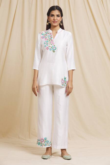 Buy Tarini Vij White Cotton, Chanderi Embroidery Bandeau Neck Hand Short Kurta And Pant Set Online at Aza Fashions Buy_Tarini Vij_White Cotton, Chanderi Embroidery Bandeau Neck Hand Short Kurta And Pant Set _Online_at_Aza_Fashions