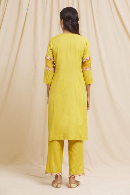 Tarini Vij_Yellow Linen, Cotton Embroidery Round Neck Sleeve Kurta And Pant Set _Online_at_Aza_Fashions